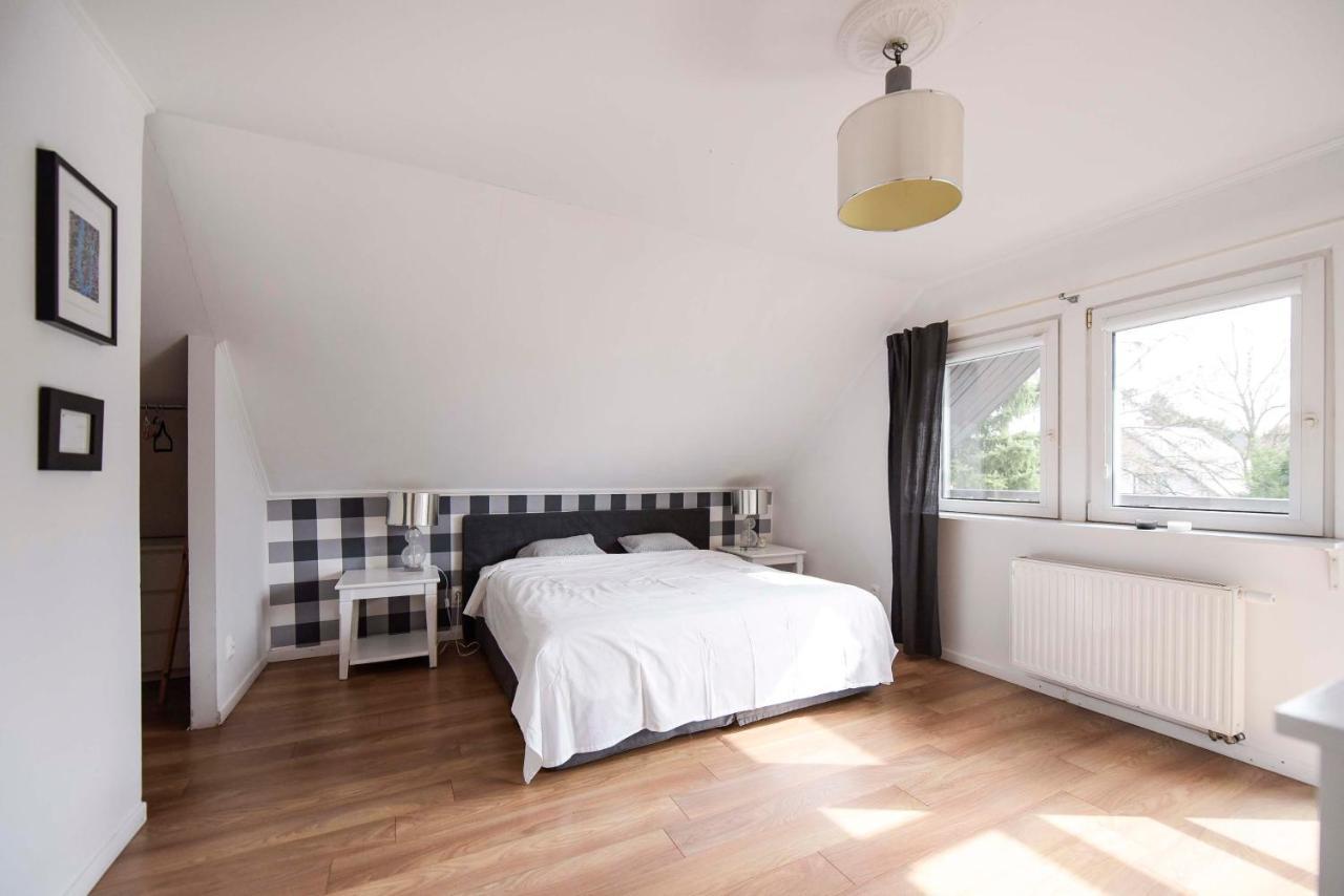 Spacious 3 Bedroom Family Oasis With Sauna, 20 Min From Warsaw Piaseczno  Kültér fotó