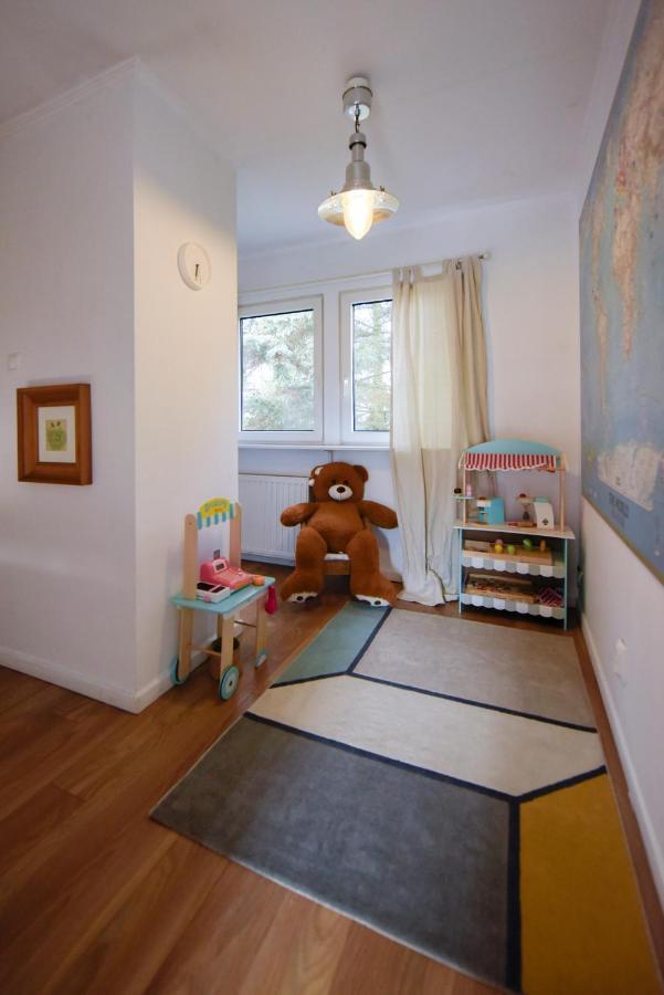 Spacious 3 Bedroom Family Oasis With Sauna, 20 Min From Warsaw Piaseczno  Kültér fotó