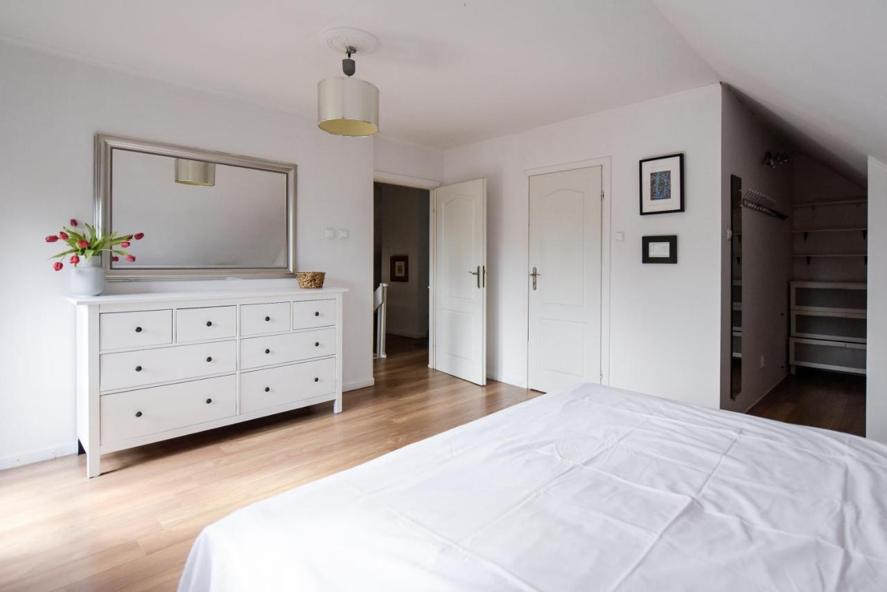 Spacious 3 Bedroom Family Oasis With Sauna, 20 Min From Warsaw Piaseczno  Kültér fotó